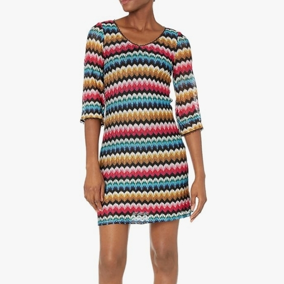 Trina Turk Dresses & Skirts - Trina Turk Colorful Chevron Knit Dress size 8